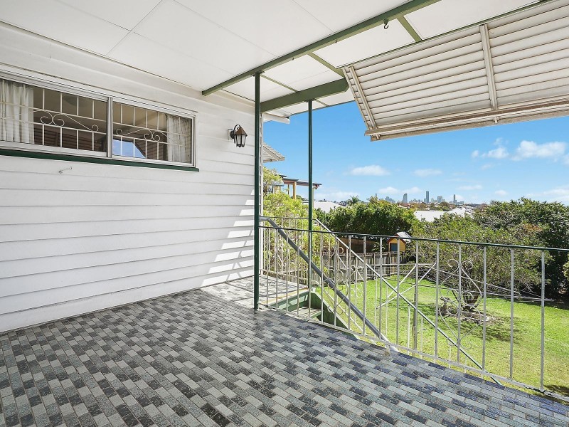58 Cracknell Road, Annerley QLD 4103