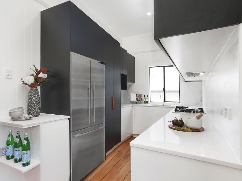 16 Ashby Street, Fairfield QLD 4103