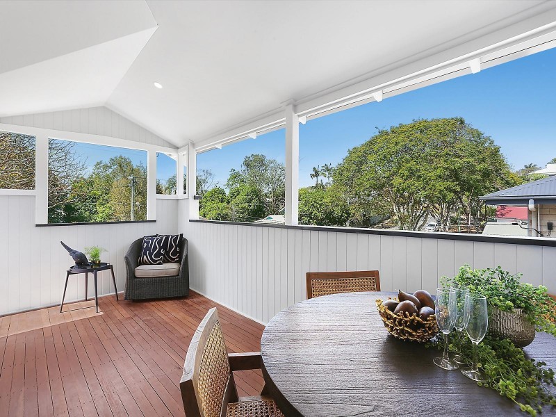 16 Ashby Street, Fairfield QLD 4103