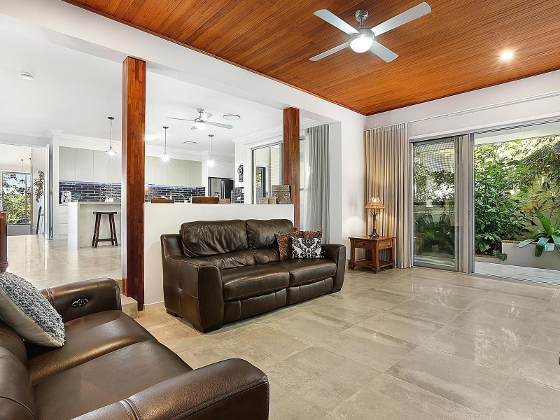 91 Monash Road, Tarragindi QLD 4121