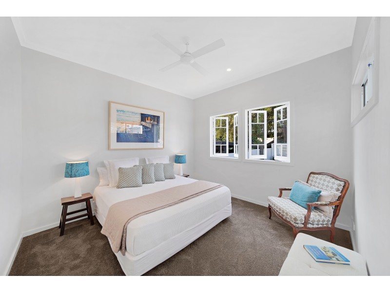 15 Ellesmere Street, Yeronga QLD 4104