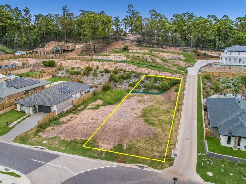 82 Kenneth Drive, Augustine Heights QLD 4300