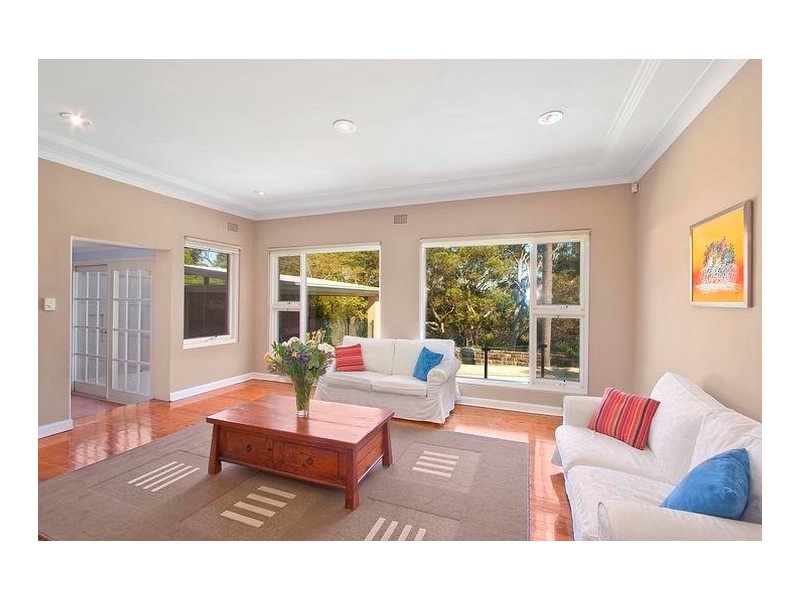 33  Gnarbo Avenue, Carss Park NSW 2221