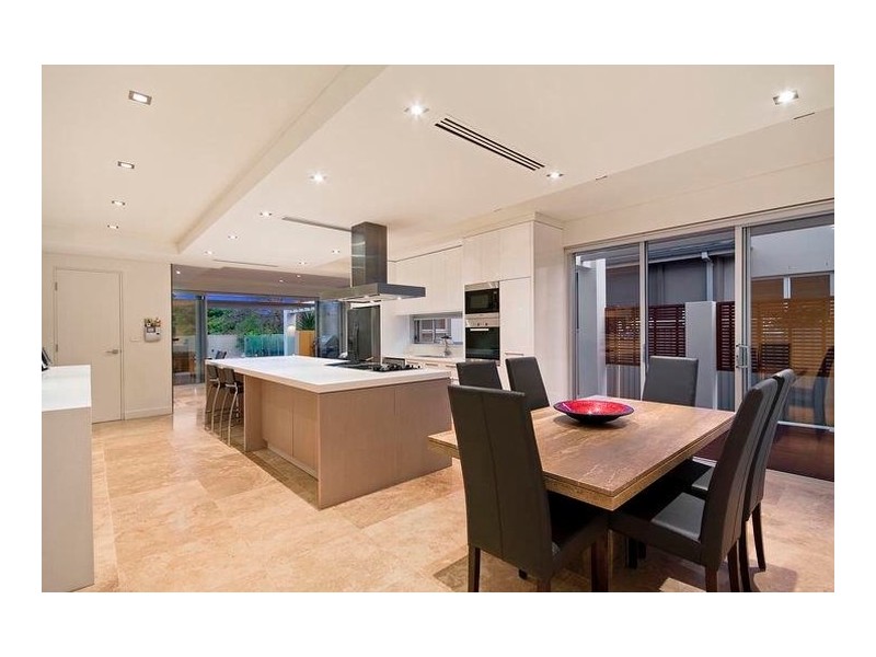 43 Napoleon Street, Sans Souci NSW 2219