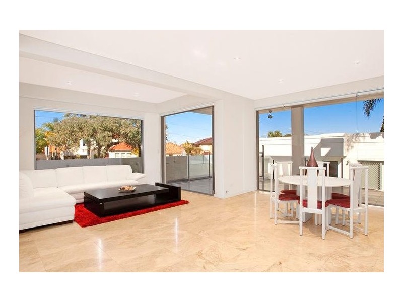 17 Riverview Avenue, Connells Point NSW 2221