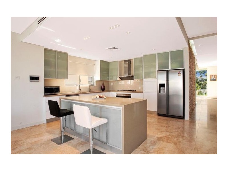 17 Riverview Avenue, Connells Point NSW 2221