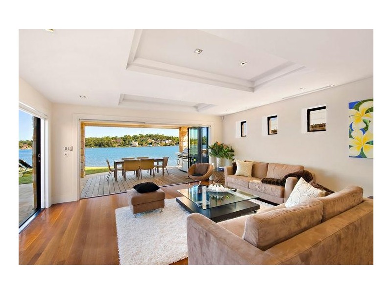 107 Kangaroo Point Road, Kangaroo Point NSW 2224