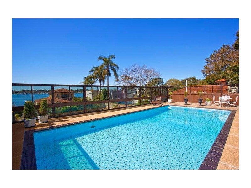 20 Beach Street, Blakehurst NSW 2221