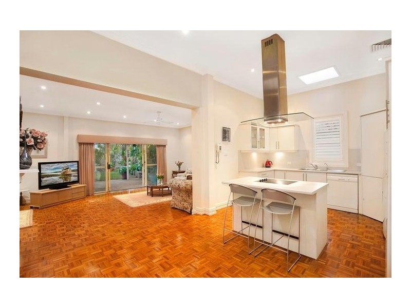 27 Woniora Road, Hurstville NSW 2220