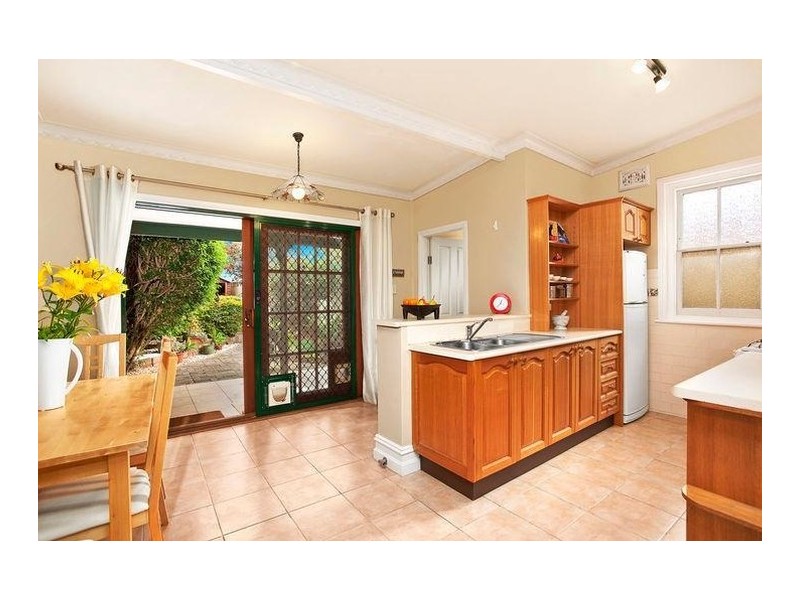 8A Woodford Road, Rockdale NSW 2216