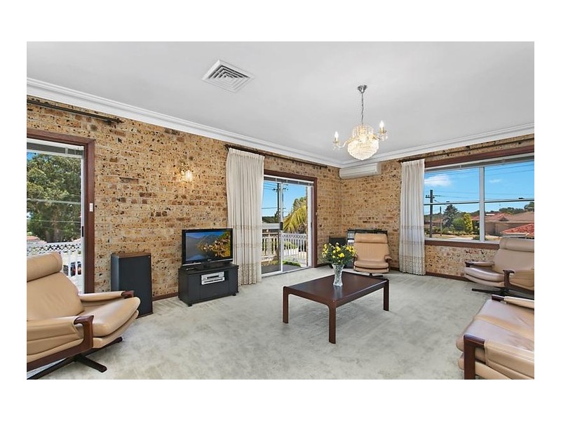 190 Lorraine Street, Peakhurst Heights NSW 2210