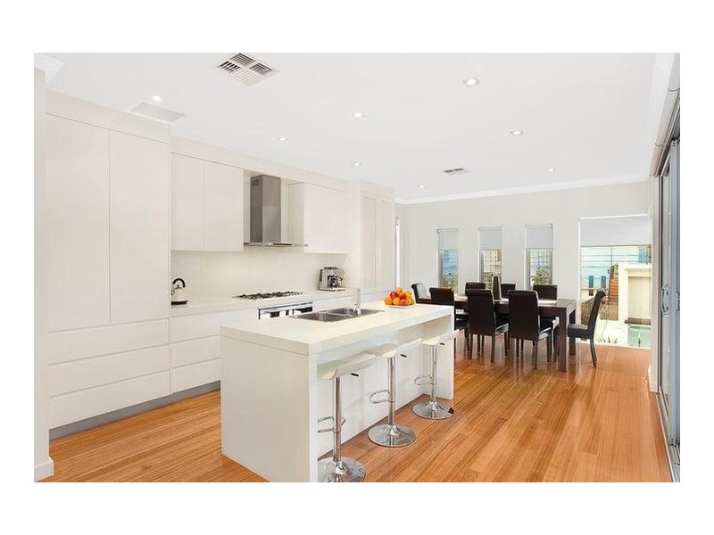 6 Raleigh Street, Blakehurst NSW 2221