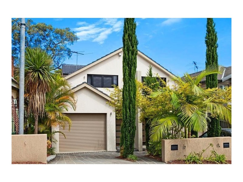 17 Universal Street, Mortdale NSW 2223