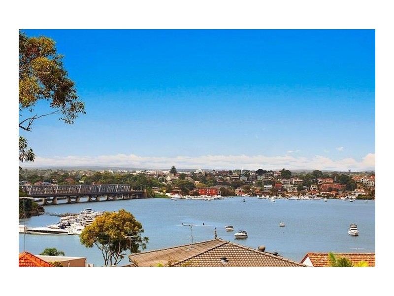 5 Hatfield Street, Blakehurst NSW 2221