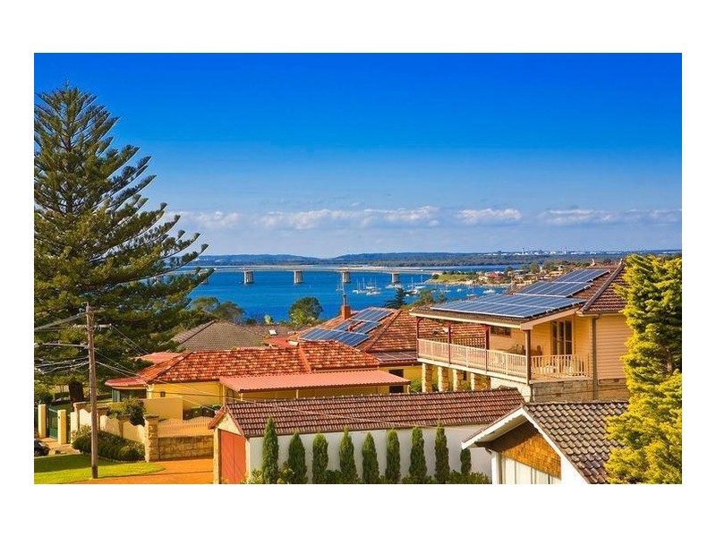 12 Yeran Street, Sylvania NSW 2224