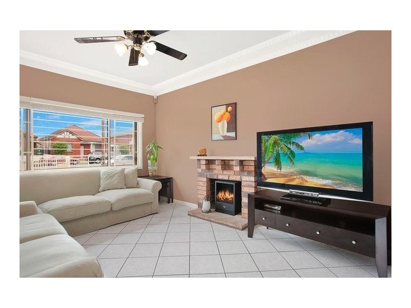 9 Bruce Street, Bexley NSW 2207