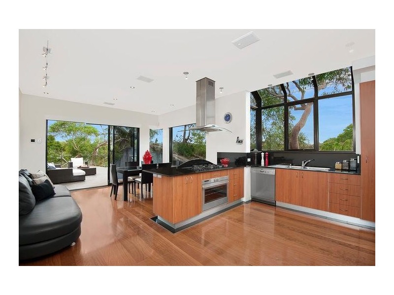 176 Lugarno Parade, Lugarno NSW 2210