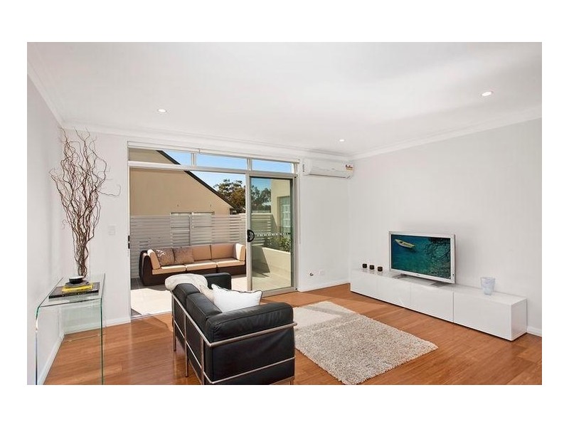 3/68 Wolger Street, Como NSW 2226