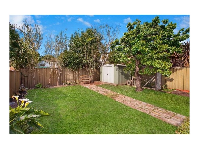 242 Gloucester Road, Hurstville NSW 2220