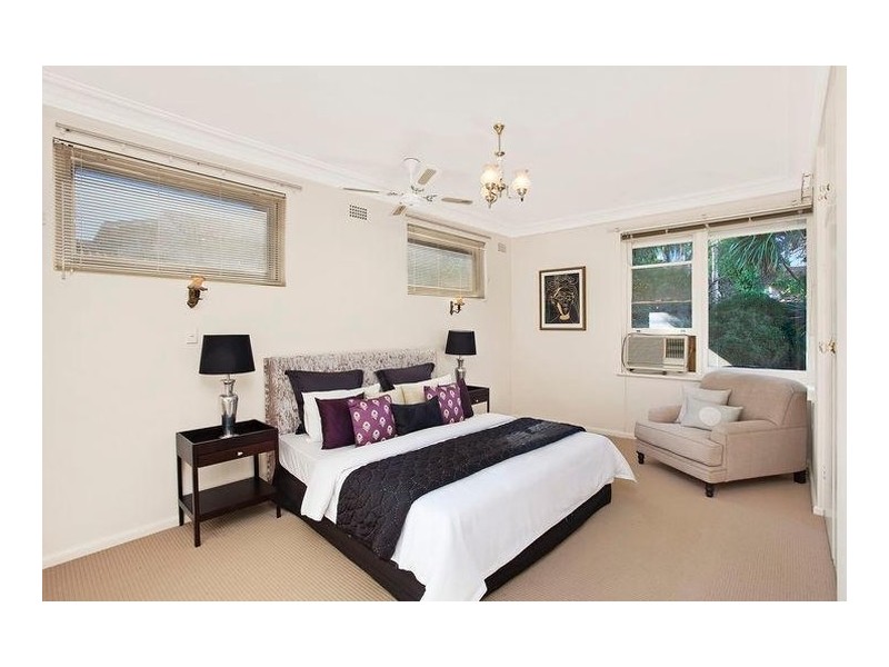 5 Parkside Drive, Blakehurst NSW 2221