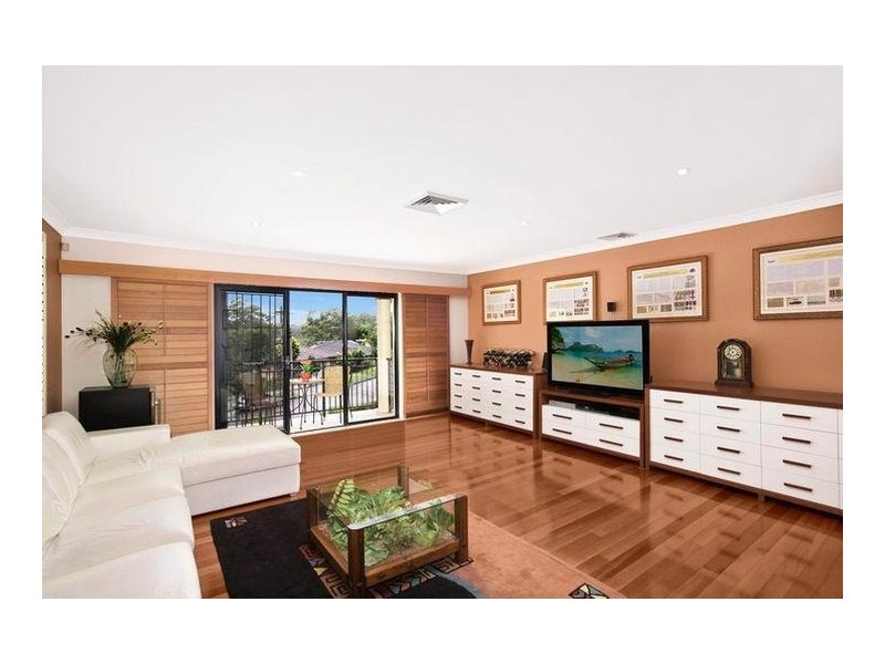 20 Elm Street, Lugarno NSW 2210