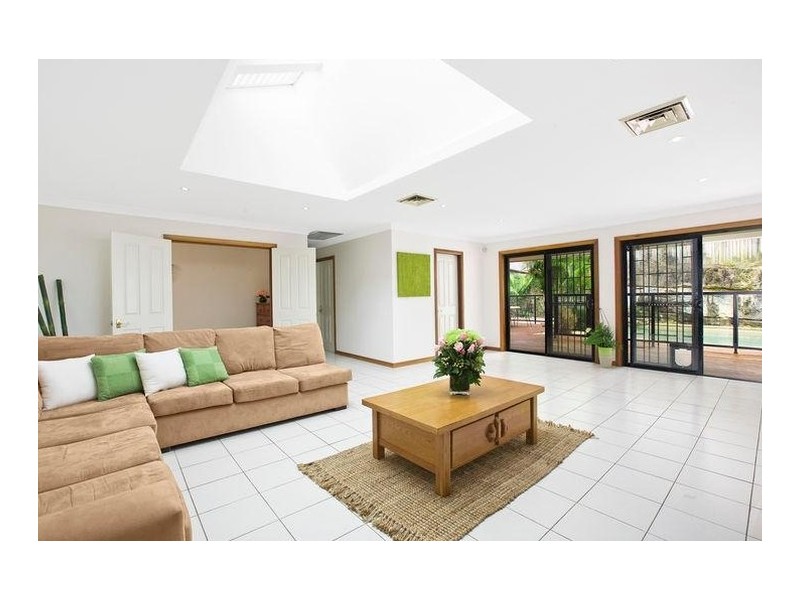 20 Elm Street, Lugarno NSW 2210