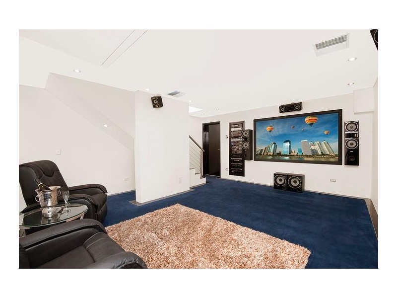 176 Lugarno Parade, Lugarno NSW 2210