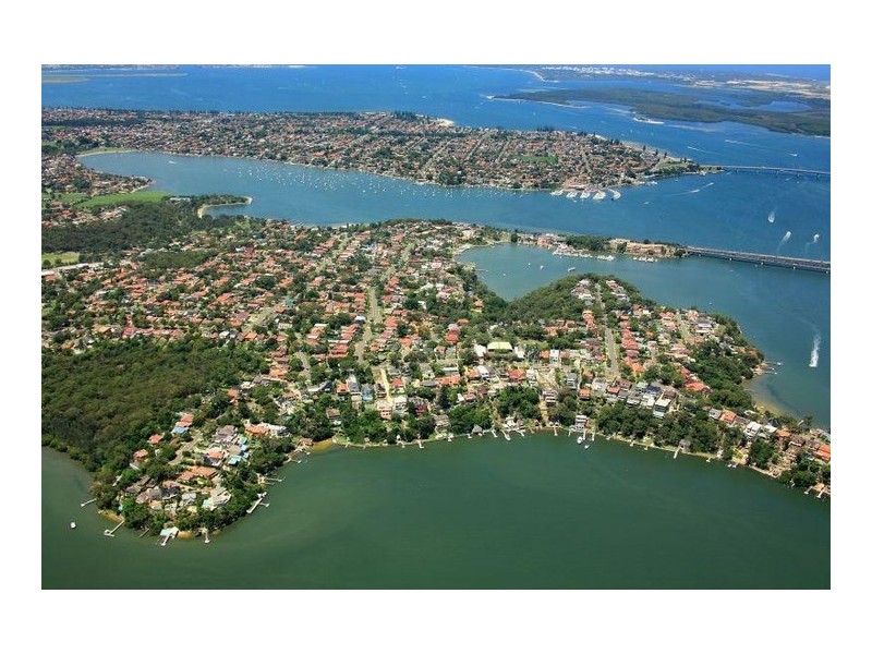 2 Centre Street, Blakehurst NSW 2221