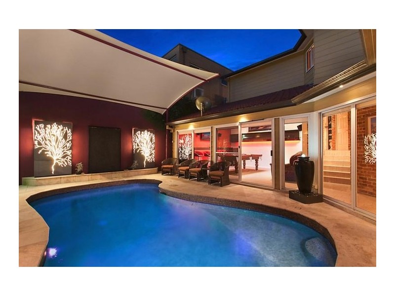 142 Lugarno Parade, Lugarno NSW 2210