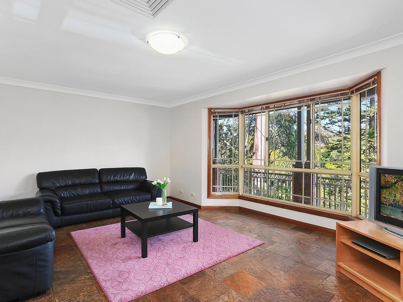 6 Kims Avenue, Lugarno NSW 2210