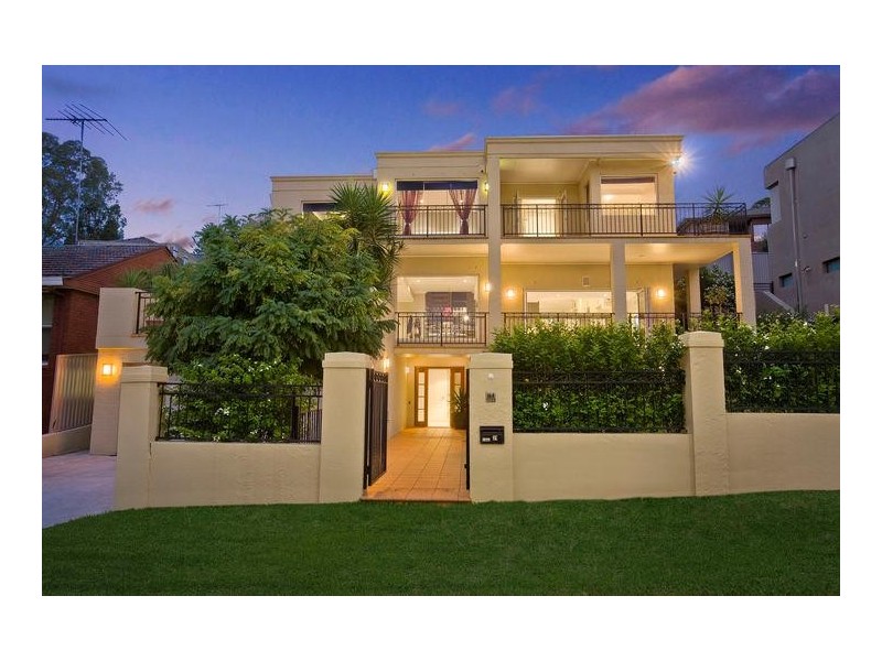 21 Llewellyn Street, Oatley NSW 2223