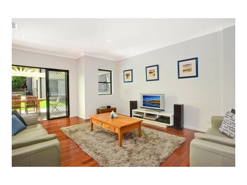 140 Rosa Street, Oatley NSW 2223