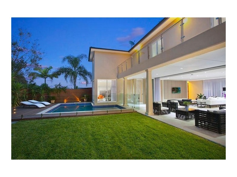 196 Connells Point Road, Connells Point NSW 2221
