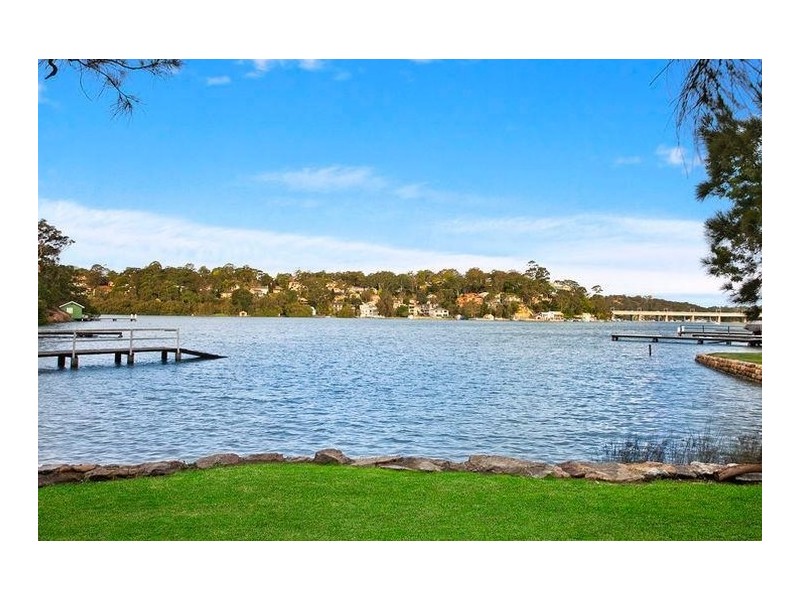 120 Marine Drive, Oatley NSW 2223