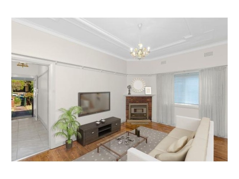 12 Willison Road, Carlton NSW 2218