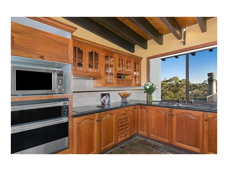 19 Woodlands Avenue, Lugarno NSW 2210