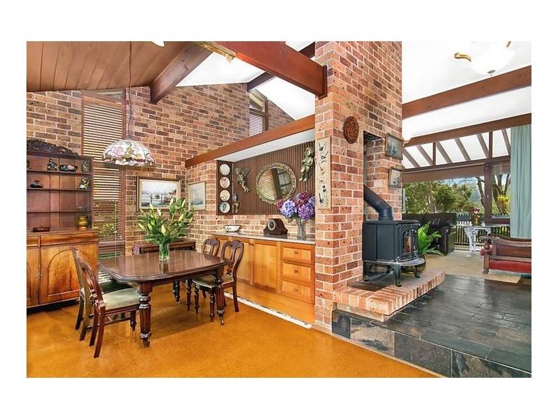 16 Kitchener Street, Oatley NSW 2223