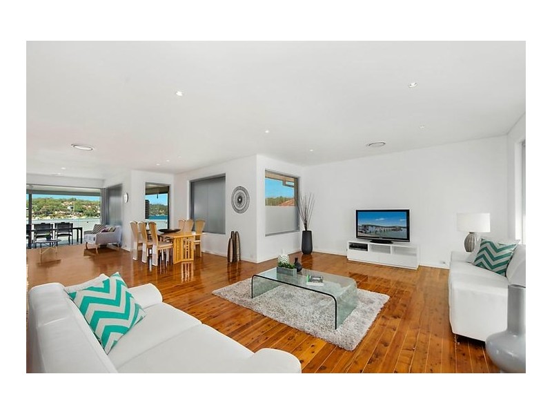 243 Queens Road, Connells Point NSW 2221