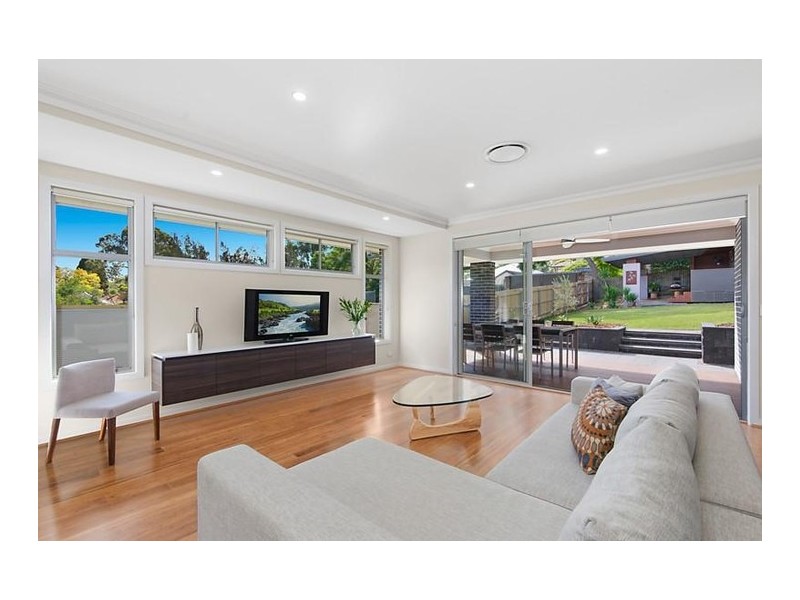 1 Glen Road, Oatley NSW 2223