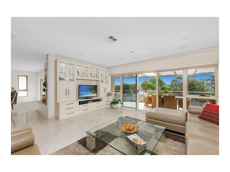 33 Belmore Road, Peakhurst NSW 2210