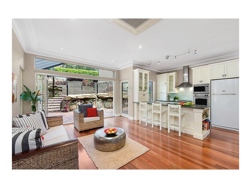 261 Connells Point Road, Connells Point NSW 2221