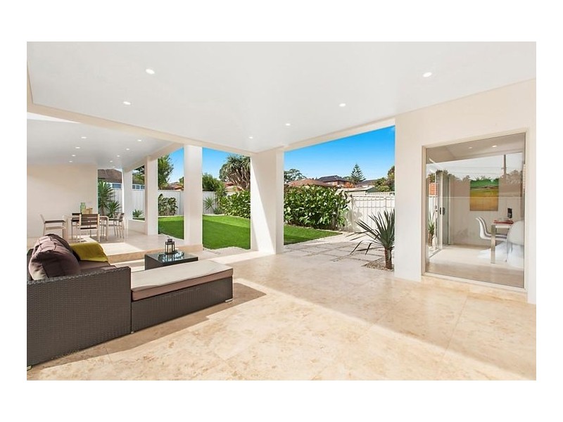 220 Carrington Avenue, Hurstville NSW 2220