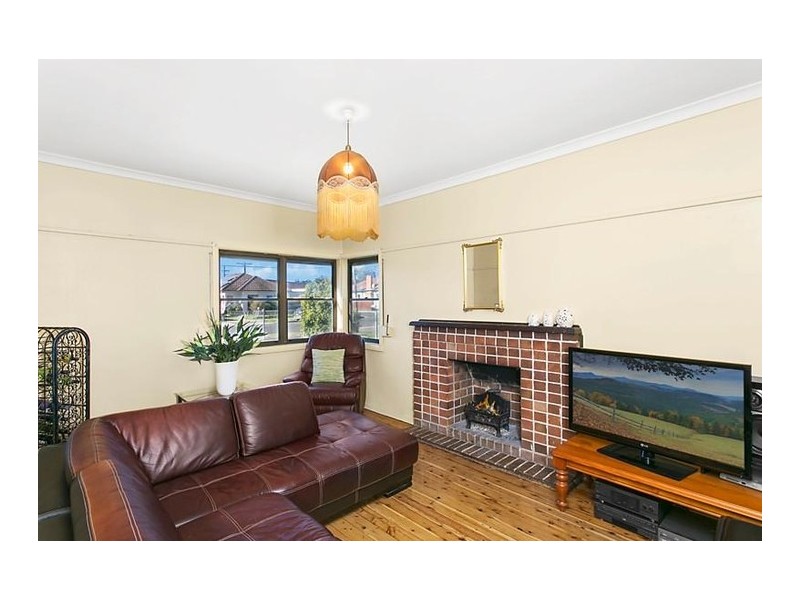 11 Bell Street, Riverwood NSW 2210