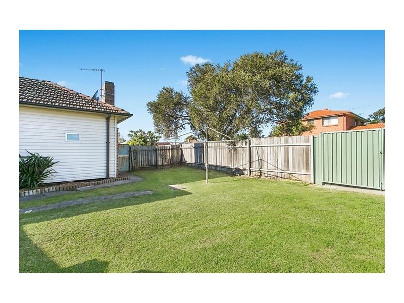 11 Bell Street, Riverwood NSW 2210