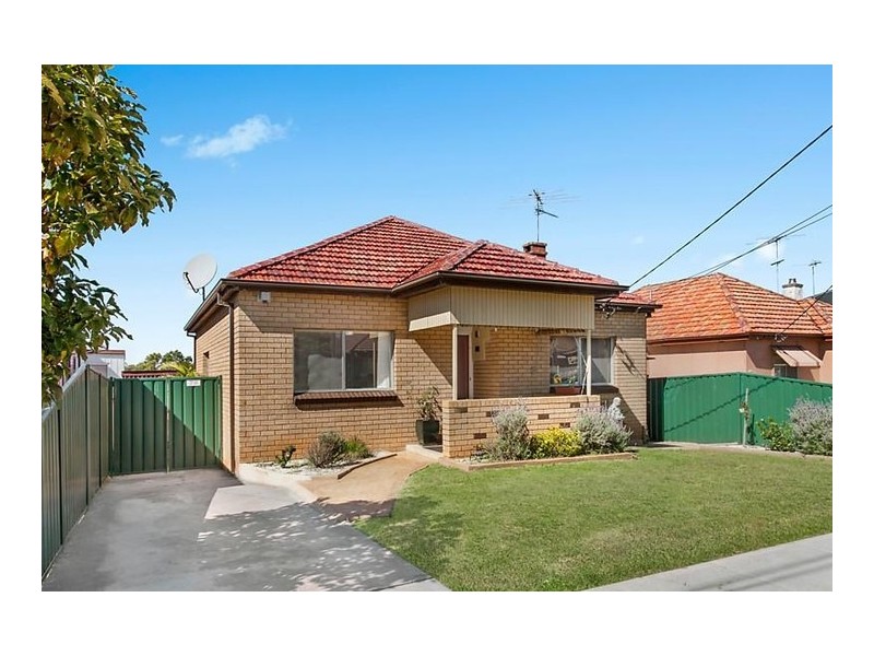 144 Hillcrest Avenue, Hurstville Grove NSW 2220