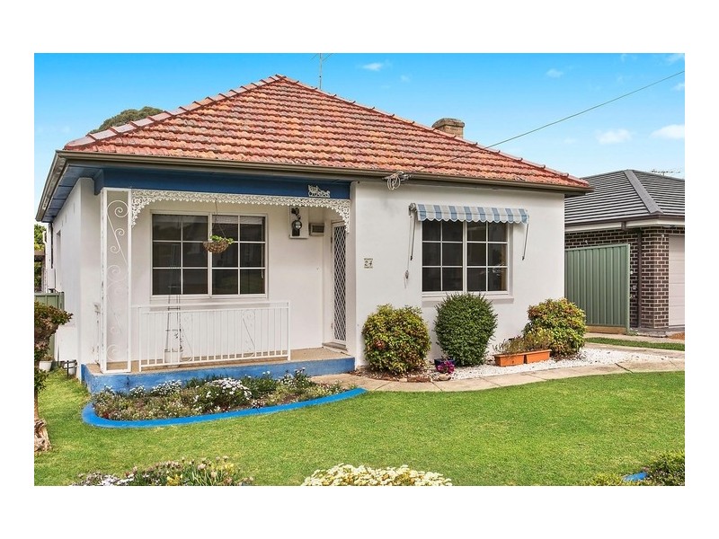 24 Chamberlain Avenue, Caringbah NSW 2229