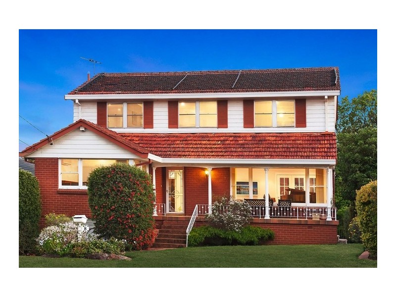 8 Sunshine Parade, Peakhurst Heights NSW 2210