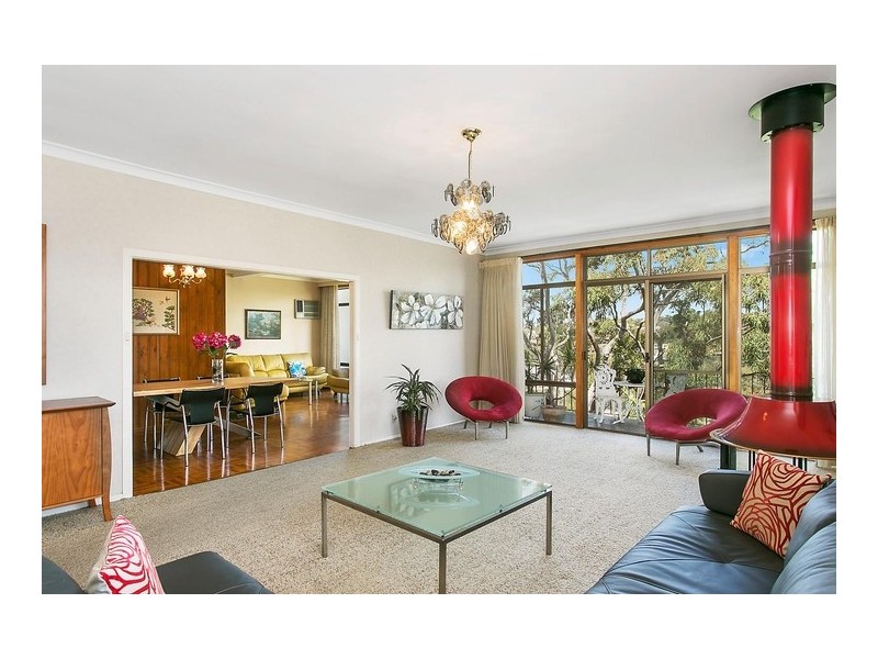 166 Lugarno Parade, Lugarno NSW 2210