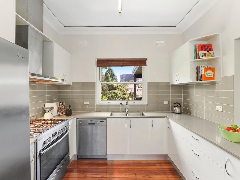 11 Braeside Avenue, Penshurst NSW 2222