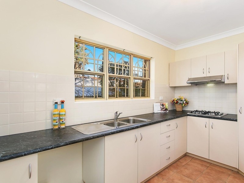 2/405 Princes Highway, Carlton NSW 2218